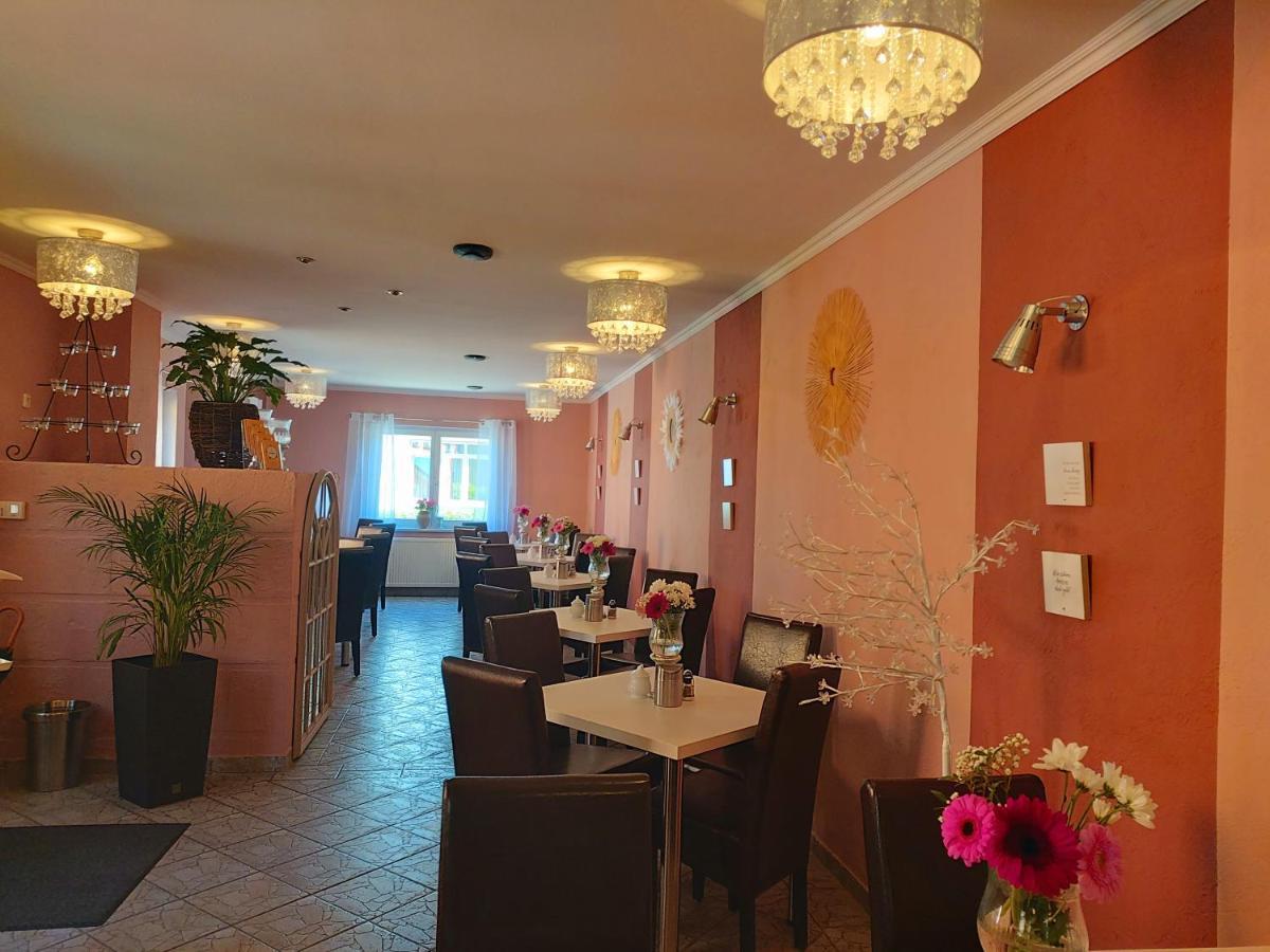 Pension Zum Bunten Hund Ostseebad Ostseebad Zinnowitz Exterior foto