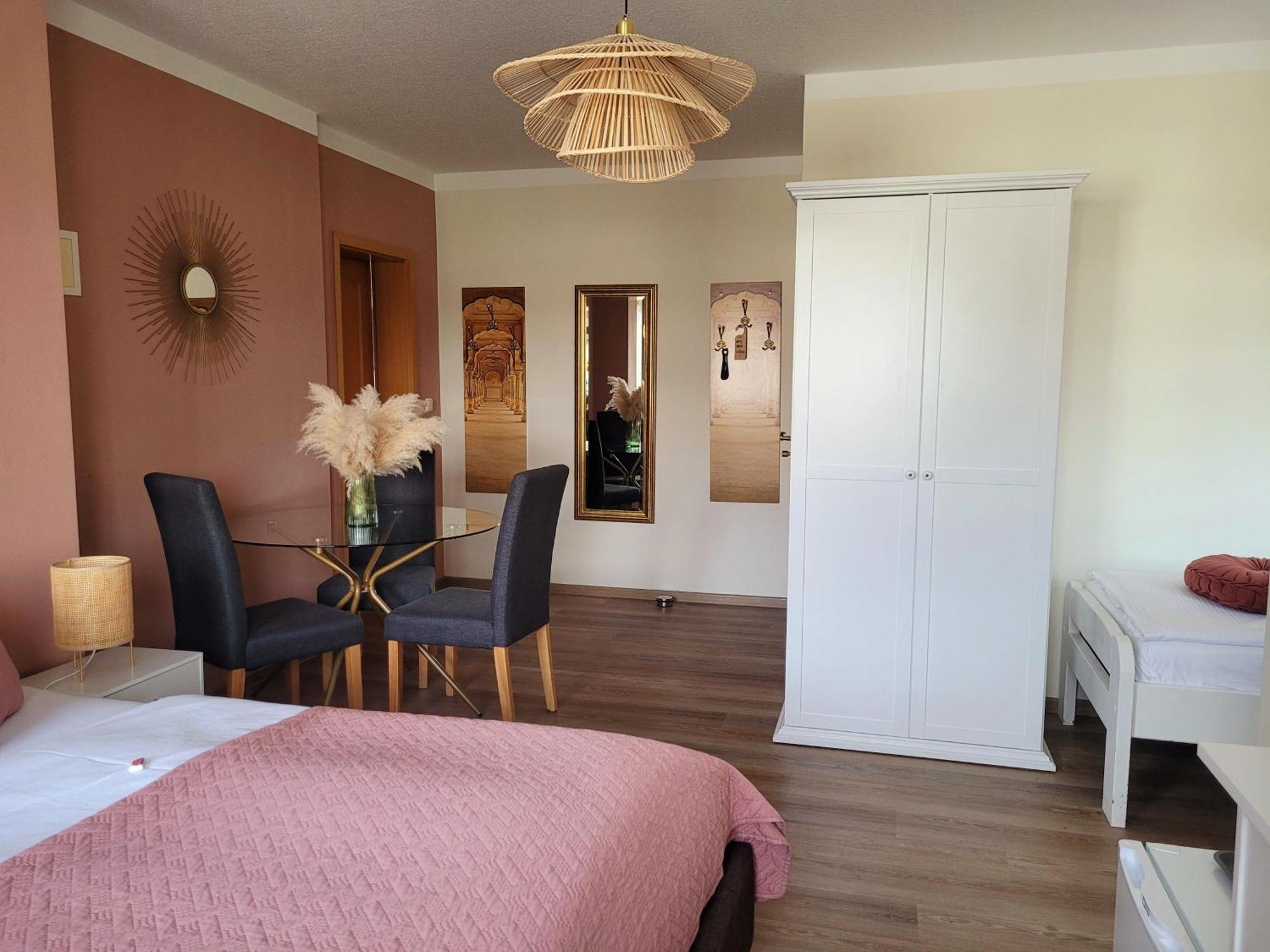 Pension Zum Bunten Hund Ostseebad Ostseebad Zinnowitz Exterior foto